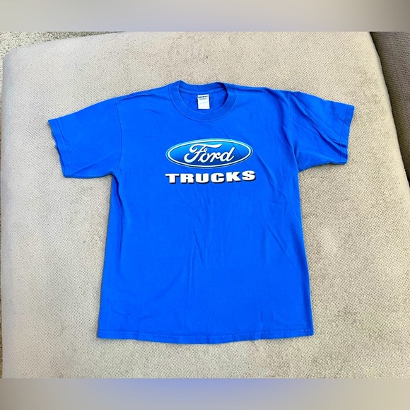 Gildan Ford Trucks Blue Oval Men’s Large Crewneck Short Sleeve Cotton T-Shirt - Picture 1 of 9